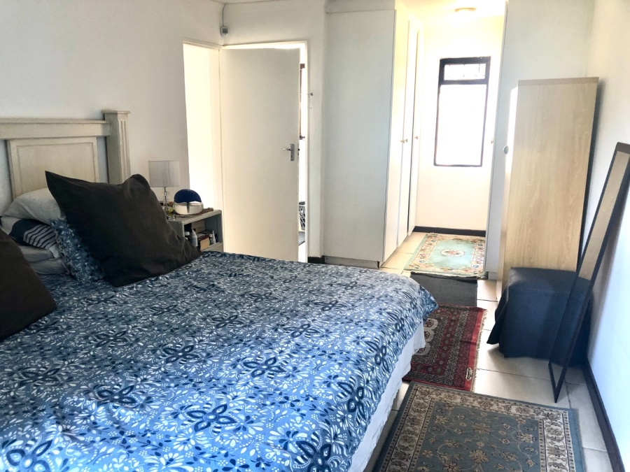 To Let 3 Bedroom Property for Rent in Claremont Western Cape